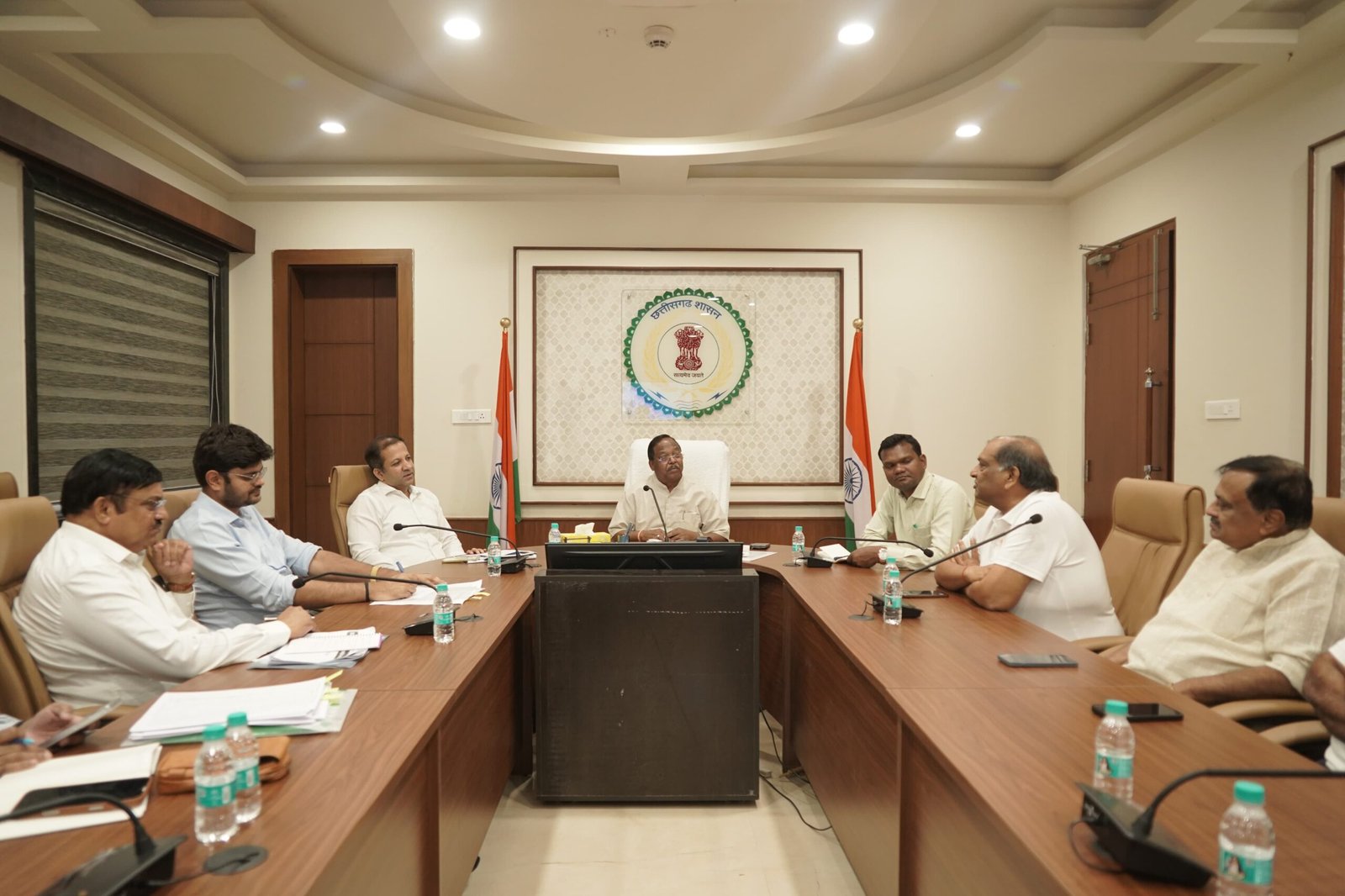 IMG 20260604 WA0471 scaled कृषि मंत्री राम विचार नेताम की अध्यक्षता में इंडियन राईस एक्सपोर्ट फेडरेशन के पदाधिकारियों के साथ बैठक, पायलट प्रोजेक्ट पर बनी सहमति