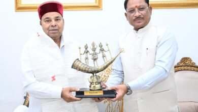 d89b0e0a 89f7 4144 a581 b3a7be9d8440 मुख्यमंत्री विष्णुदेव साय से कर्नाटक के राज्यपाल थावरचंद गहलोत ने की सौजन्य भेंट