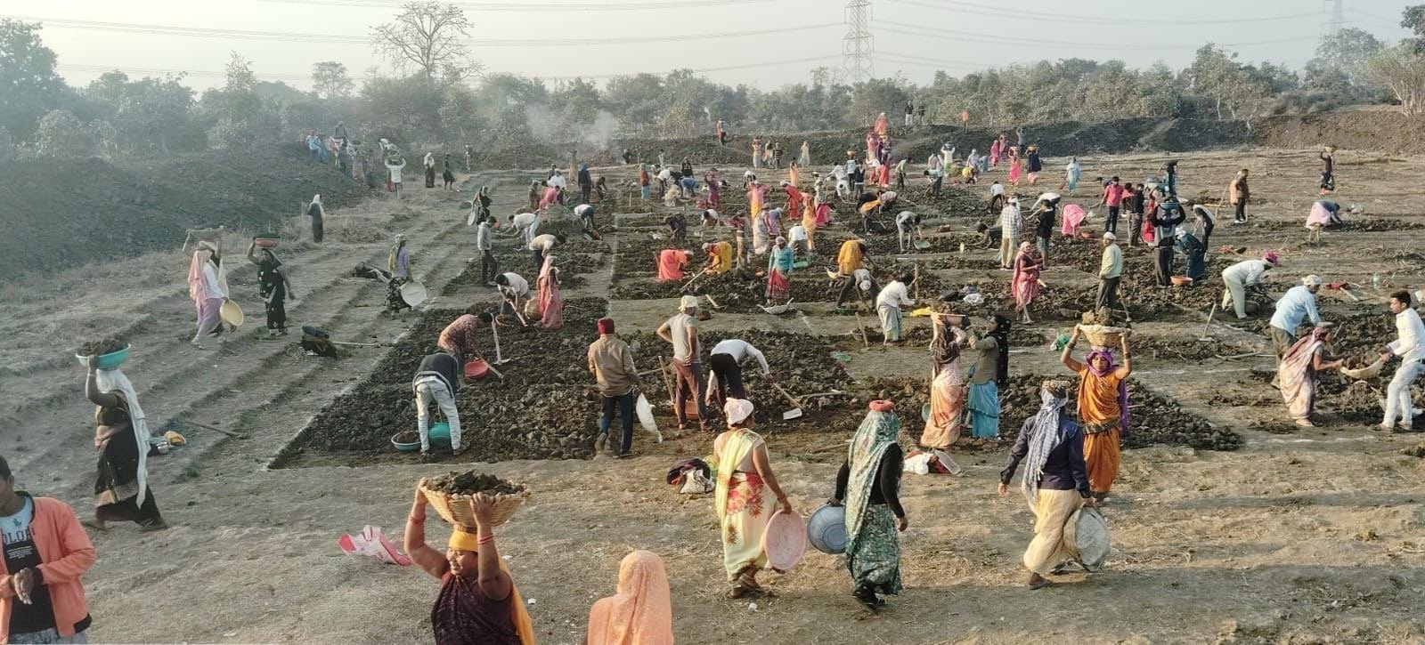 e578ac88 ad26 4bcb b731 1e7e6b1a5208 जल संरक्षण का महाअभियान: मनरेगा से गांवों में बढ़ रहा जल भंडार, हरियाली और आजीविका