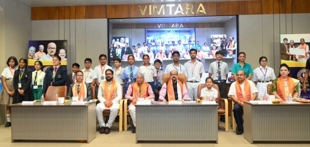 मोबाइल और डिजिटल एडिक्शन से बचें, मानव बुद्धि ही सर्वाच्च है: राज्यपाल डेका 5 06b59ca4 1cac 4b82 9cf1 e43e58a355aa मोबाइल और डिजिटल एडिक्शन से बचें, मानव बुद्धि ही सर्वाच्च है: राज्यपाल डेका