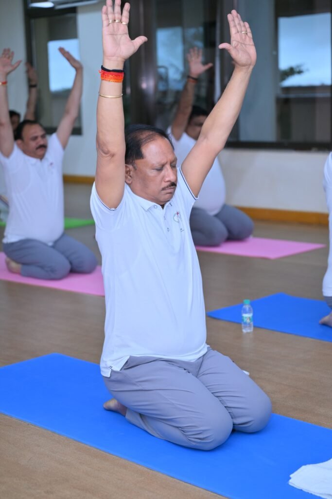 1008369696 चिंतन शिविर 3.0 : योग से हुई नई सुबह, मुख्यमंत्री विष्णु देव साय ने दिया स्वस्थ और संतुलित जीवन का संदेश