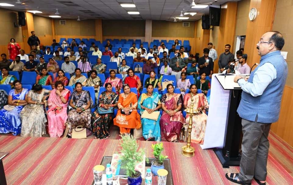 जलापूर्ति योजनाओं के दीर्घकालीन सुचारू संचालन के लिए जल संचय और जल संरक्षण जरूरी – श्री अरुण साव 2 1008714791 जलापूर्ति योजनाओं के दीर्घकालीन सुचारू संचालन के लिए जल संचय और जल संरक्षण जरूरी – श्री अरुण साव