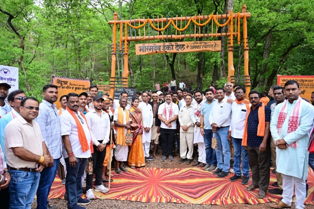 53da3546 c8b7 4182 9def 5cbcca909c11 भोरमदेव में इको-टूरिज्म को मिली नई पहचान, उप मुख्यमंत्री ने वन महोत्सव और 6 किमी लंबे इको ट्रेल का किया शुभारंभ