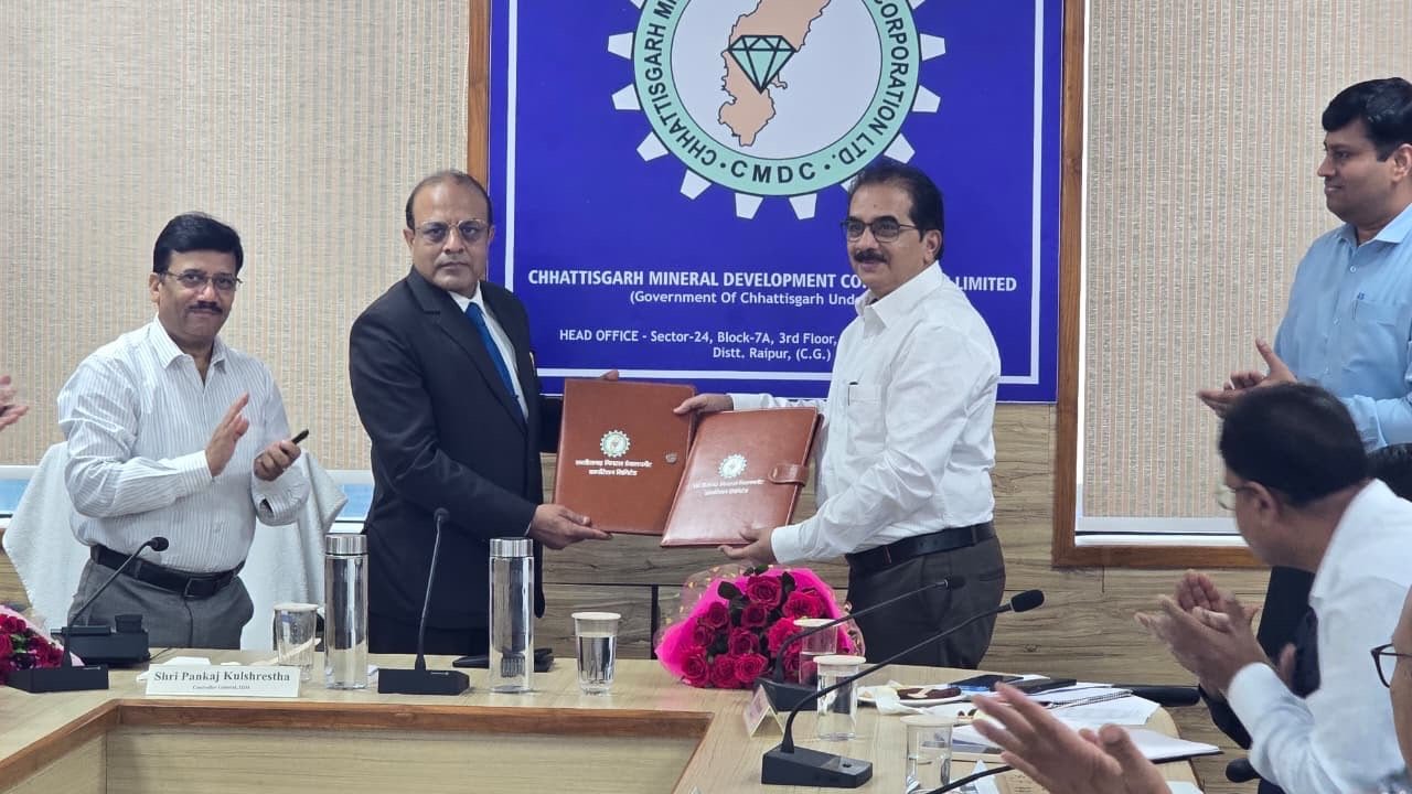 मुख्यमंत्री के नेतृत्व में खनन क्षेत्र में हासिल हुई एक और महत्वपूर्ण उपलब्धि 1 86f2388a defb 4d6b a323 ea85d7f8bc84 मुख्यमंत्री के नेतृत्व में खनन क्षेत्र में हासिल हुई एक और महत्वपूर्ण उपलब्धि