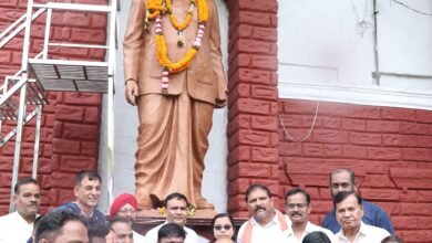 IMG 20260706 WA0437 डॉ. श्यामा प्रसाद मुखर्जी की जयंती पर वन मंत्री केदार कश्यप ने अर्पित की पुष्पांजलि