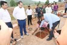IMG 20260709 WA0555 निर्माण कार्यों में लापरवाही पर सहायक अभियंता और उप अभियंता निलंबित,सचिव भीम सिंह ने सड़क की कोर कटिंग करवाकर मौके पर ही करवाई जांच