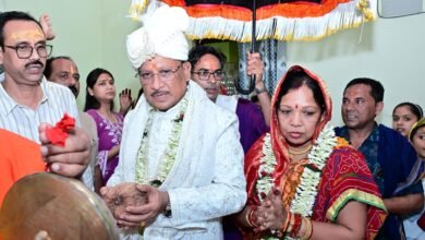 मुख्यमंत्री विष्णुदेव साय ने दोकड़ा की ऐतिहासिक रथयात्रा में निभाई गजपति महाराजा की परंपरा : भगवान जगन्नाथ का रथ खींचकर प्रदेशवासियों के सुख, समृद्धि और खुशहाली की कामना की 5 IMG 20260716 WA0997 मुख्यमंत्री विष्णुदेव साय ने दोकड़ा की ऐतिहासिक रथयात्रा में निभाई गजपति महाराजा की परंपरा : भगवान जगन्नाथ का रथ खींचकर प्रदेशवासियों के सुख, समृद्धि और खुशहाली की कामना की