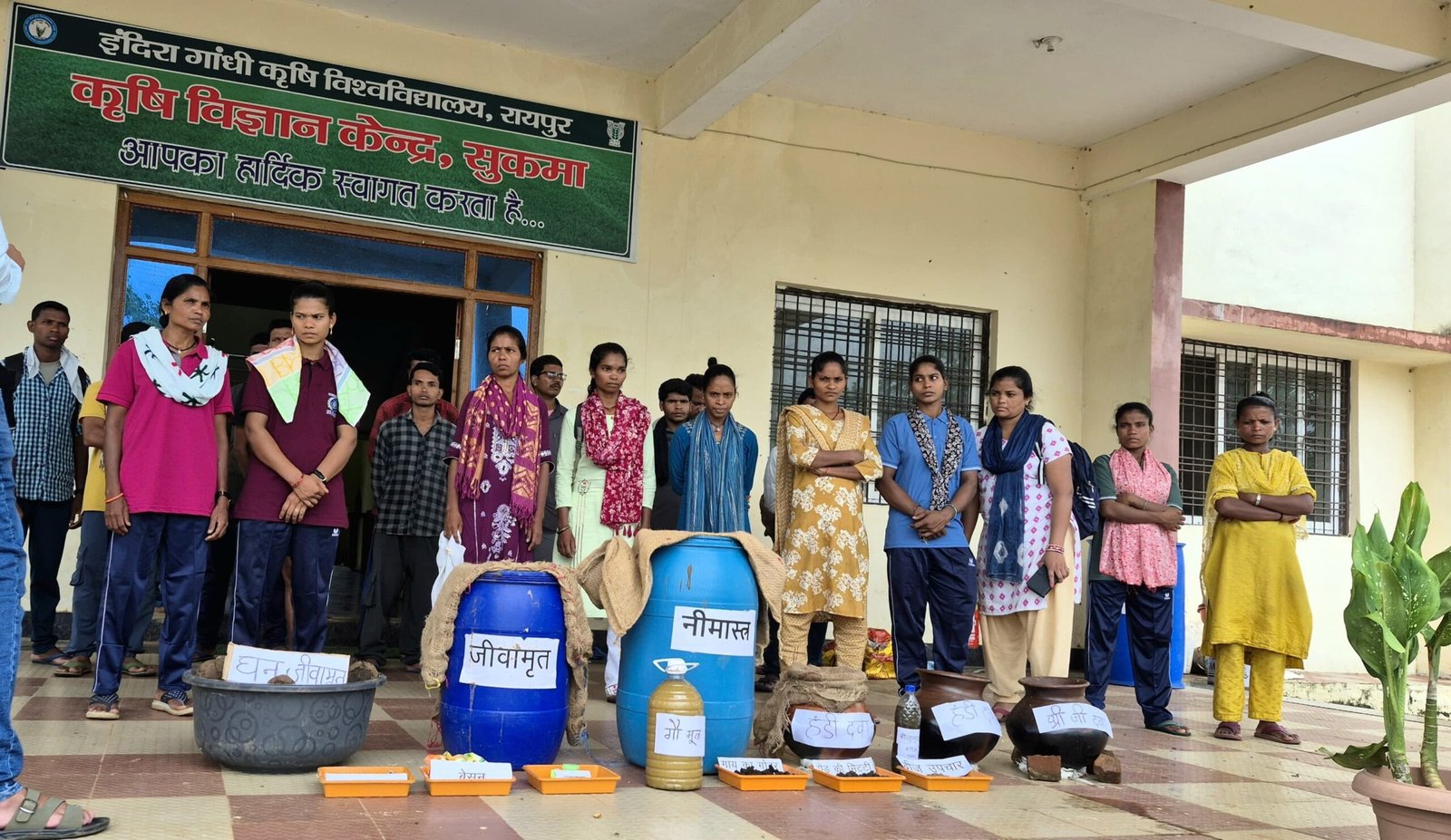 सफलता की कहानी :हिंसा का रास्ता छोड़ आत्मनिर्भरता की राह पर बढ़े युवा, मिला आजीविका का नया आधार 1 IMG 20260719 WA0556 scaled सफलता की कहानी :हिंसा का रास्ता छोड़ आत्मनिर्भरता की राह पर बढ़े युवा, मिला आजीविका का नया आधार