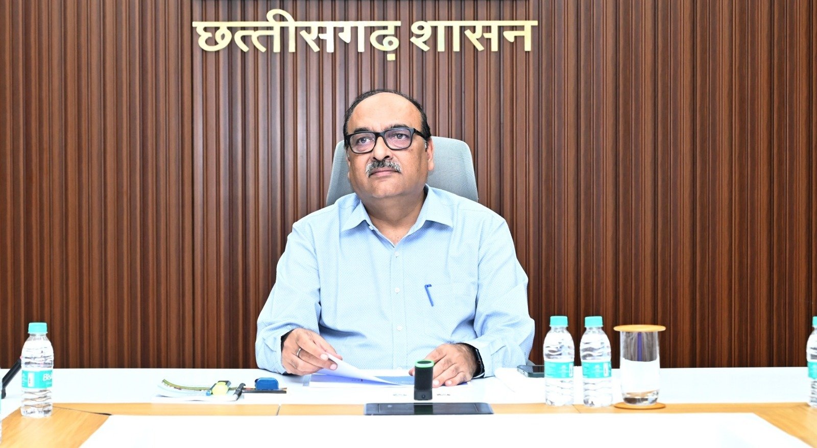 मुख्य सचिव विकास शील ने गृह विभाग की राष्ट्रीय अपराध और अपराधी ट्रैकिंग नेटवर्क एवं सिस्टम संबंधी बैठक ली, CCTNS डैशबोर्ड स्कोर में सुधार के दिए कड़े निर्देश 1 IMG 20260720 WA0680 मुख्य सचिव विकास शील ने गृह विभाग की राष्ट्रीय अपराध और अपराधी ट्रैकिंग नेटवर्क एवं सिस्टम संबंधी बैठक ली, CCTNS डैशबोर्ड स्कोर में सुधार के दिए कड़े निर्देश