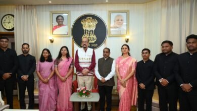 IMG 20260722 WA0437 राज्यपाल से प्रशिक्षु डिप्टी कलेक्टरों ने की सौजन्य मुलाकात, सेवा भाव, संवेदनशीलता और तार्किक निर्णय से निभाएं दायित्व -श्री डेका