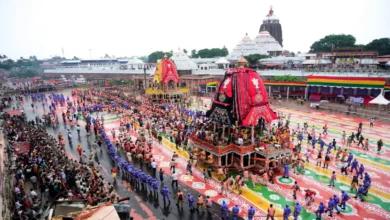 भगवान जगन्नाथ को भोग लगाने के बाद क्यों तोड़ दिया जाता है घड़ा? जानिए ‘अधर पान’ की अनोखी परंपरा 3 IMG 1270 भगवान जगन्नाथ को भोग लगाने के बाद क्यों तोड़ दिया जाता है घड़ा? जानिए ‘अधर पान’ की अनोखी परंपरा