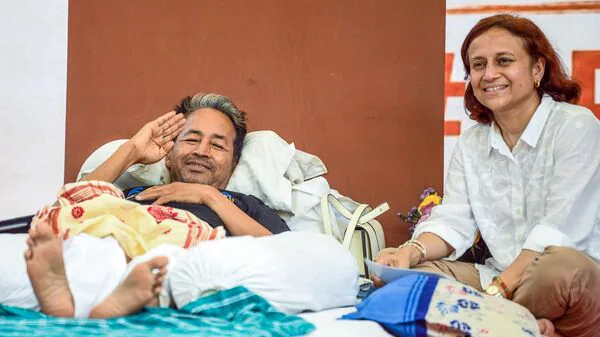 सोनम वांगचुक मामले में हाई कोर्ट का बड़ा आदेश, मेदांता अस्पताल में शिफ्ट करने की अनुमति 1 IMG 1299 सोनम वांगचुक मामले में हाई कोर्ट का बड़ा आदेश, मेदांता अस्पताल में शिफ्ट करने की अनुमति