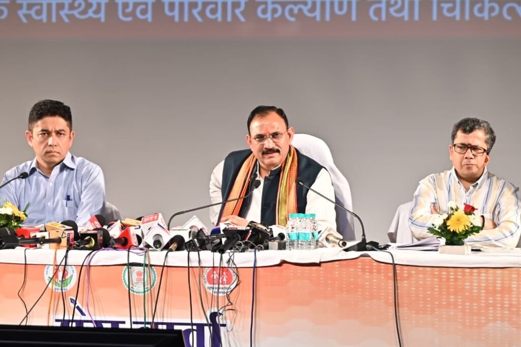 2ed99be0 0060 4563 9eaa 0d7316d18dc2 नकली डेयरी उत्पादों पर सख्त कार्रवाई: एनालॉग पनीर के निर्माण और बिक्री पर तत्काल रोक