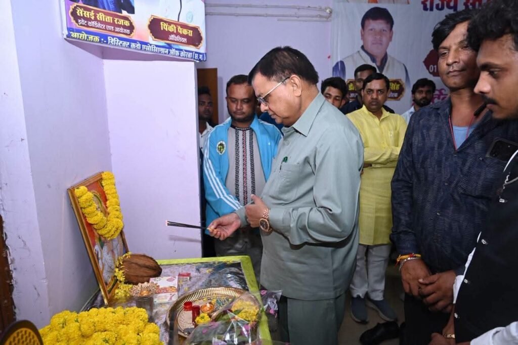 71816148 2ef4 4424 8094 6280357f0811 आत्मरक्षा प्रशिक्षण से बेटियों में आत्मविश्वास, अनुशासन और नेतृत्व क्षमता का होता है विकास : मंत्री लखन लाल देवांगन