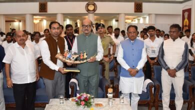 गवर्नर रमेन डेका और मुख्यमंत्री विष्णु देव साय की उपस्थिति में लोक भवन से ‘नशा मुक्त युवा विकसित भारत संकल्प अभियान’ का शुभारंभ 25 HOs8a ObkAAfoCH 1 गवर्नर रमेन डेका और मुख्यमंत्री विष्णु देव साय की उपस्थिति में लोक भवन से ‘नशा मुक्त युवा विकसित भारत संकल्प अभियान’ का शुभारंभ