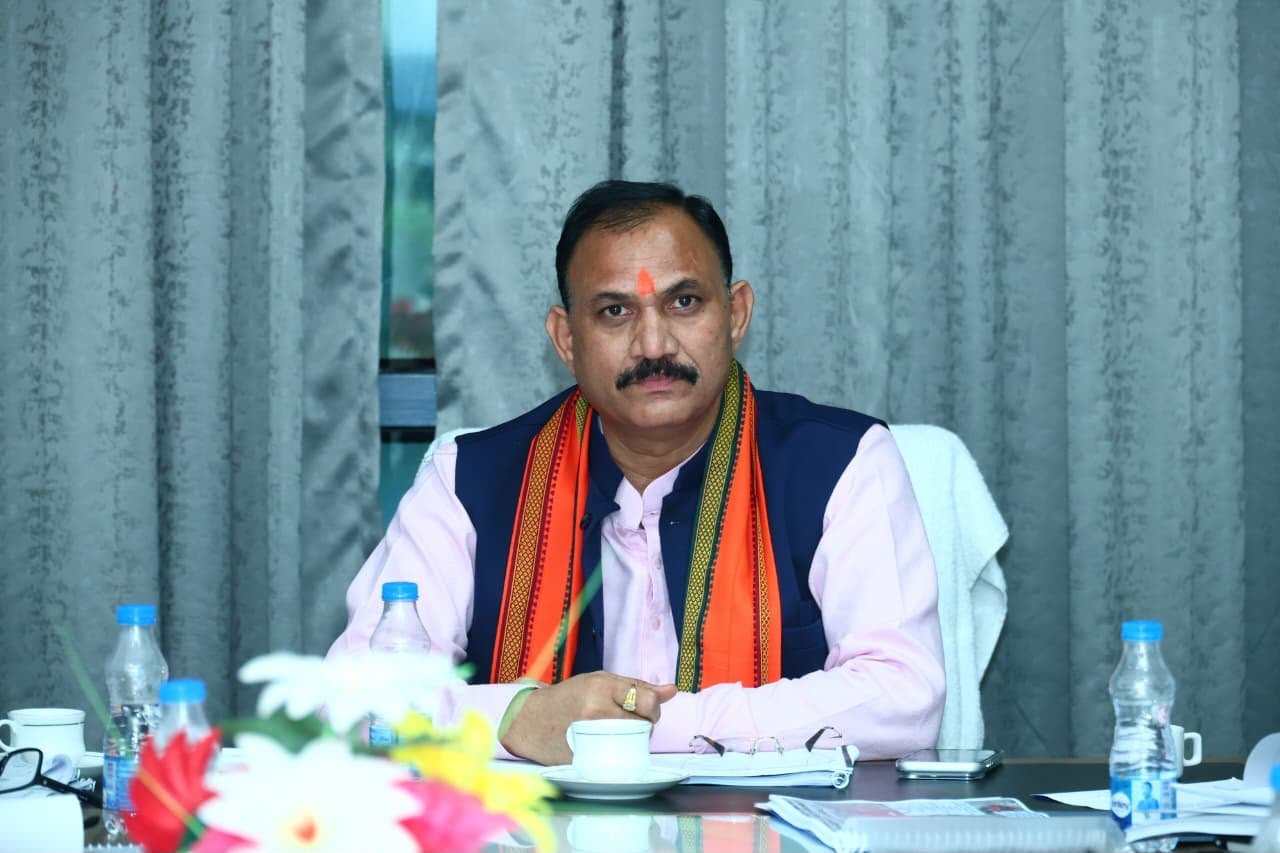 स्वास्थ्य अधोसंरचना को मिलेगी नई गति: स्वास्थ्य मंत्री श्याम बिहारी जायसवाल 1 IMG 20260804 WA0717 स्वास्थ्य अधोसंरचना को मिलेगी नई गति: स्वास्थ्य मंत्री श्याम बिहारी जायसवाल