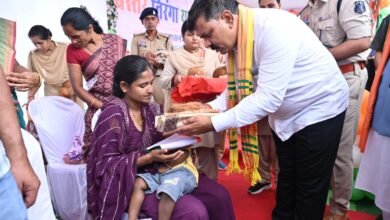 IMG 20260813 WA0610 तिरंगा यात्रा के दूसरे दिवस माँ दंतेश्वरी की पूजा-अर्चना कर उप मुख्यमंत्री एवं वन मंत्री ने किया यात्रा का शुभारंभ