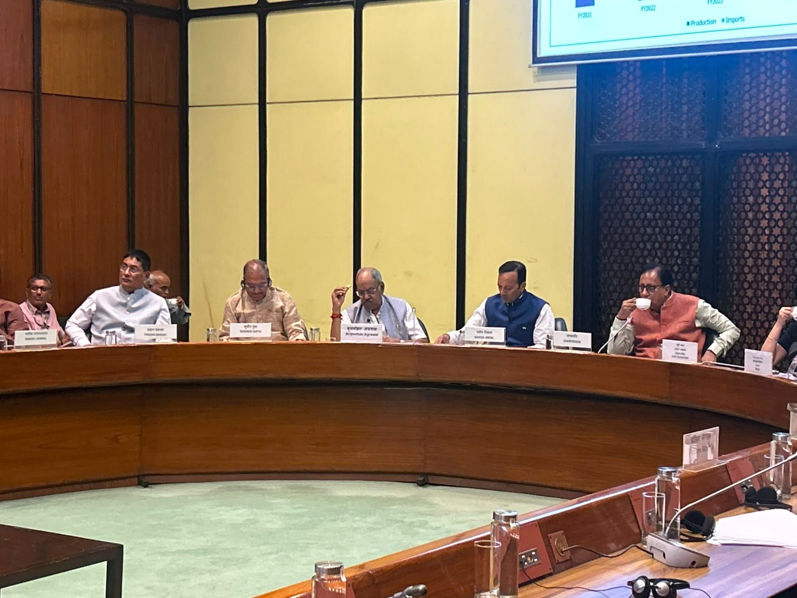 IMG 20260818 WA0672 भारत को 'ग्लोबल मैन्युफैक्चरिंग हब' बनाने के लिए भारी इंजीनियरिंग व पूंजीगत वस्तु क्षेत्र का सशक्तिकरण जरूरी: बृजमोहन अग्रवाल