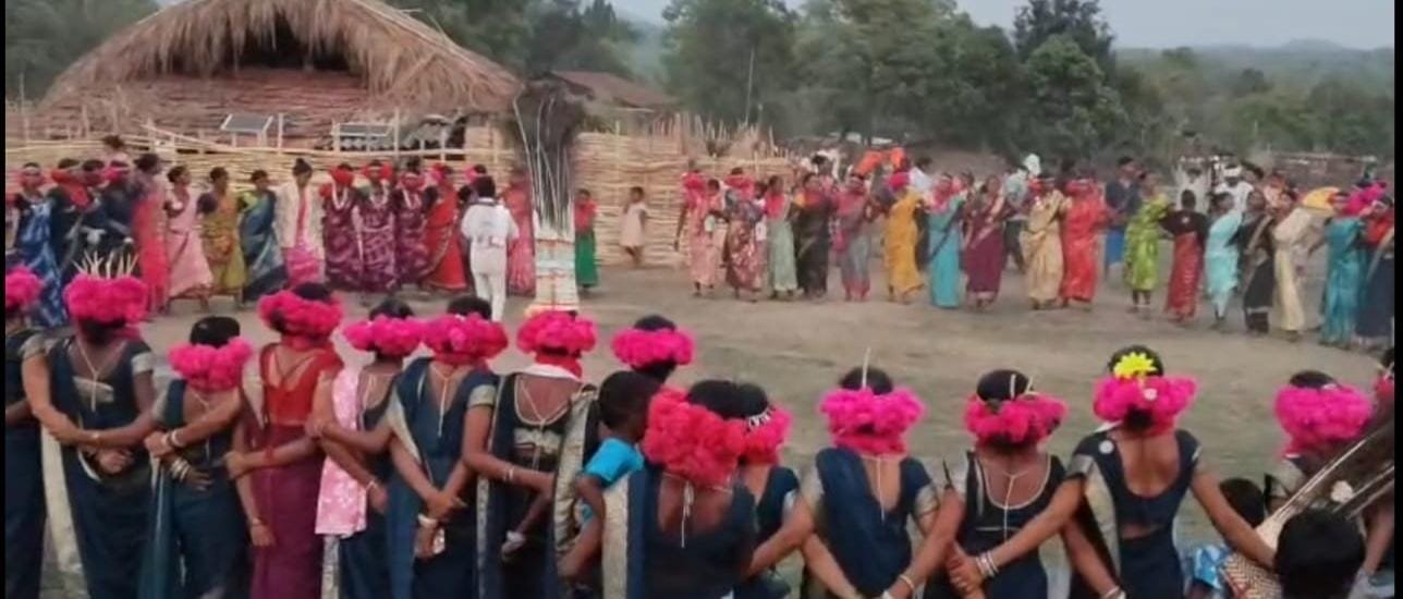 नक्सल भय का अंत, अबूझमाड़ में फिर जीवंत हुई 'घोटुल' की गौरवशाली परंपरा 1 IMG 20260827 WA0457 नक्सल भय का अंत, अबूझमाड़ में फिर जीवंत हुई 'घोटुल' की गौरवशाली परंपरा
