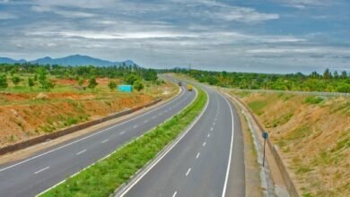 नेशनल हाईवे-45 पर छतौना के पास मरम्मत कार्य जारी, मार्ग पर आवाजाही पूरी तरह चालू 3 IMG 1597 नेशनल हाईवे-45 पर छतौना के पास मरम्मत कार्य जारी, मार्ग पर आवाजाही पूरी तरह चालू