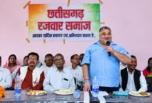 daad26a6 0527 4c49 b68e 531ae5dd0203 राष्ट्रीय हथकरघा दिवस पर बुनकरों के सम्मान और 'वोकल फॉर लोकल' अभियान को मजबूत बनाने की अपील