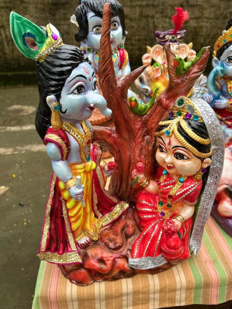 1009222969 पर्यावरण संरक्षण का संदेश दे रही गणेश प्रतिमाएं,केंद्रीय जेल रायपुर में बंदियों ने मिट्टी से तैयार की 500 पर्यावरण-अनुकूल गणेश प्रतिमाएं