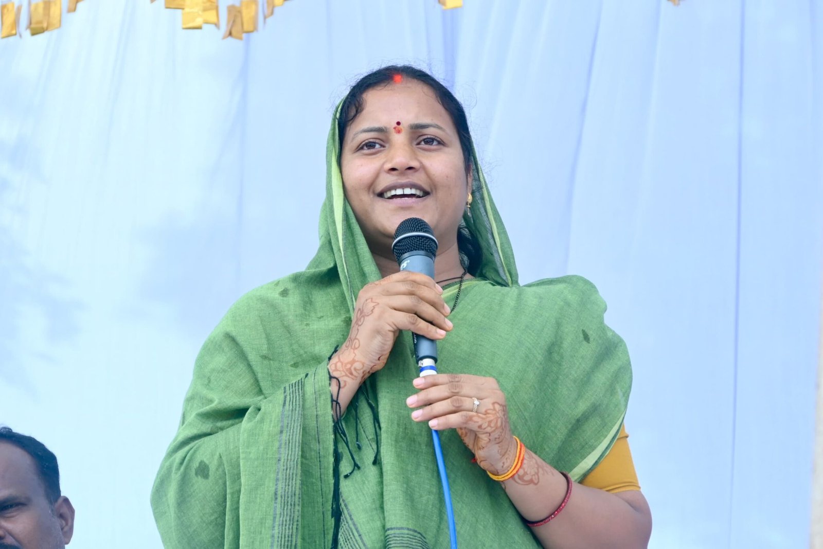 2a400653 fb87 4770 a9f5 8444ecb7fbae scaled भैयाथान क्षेत्र में 34 करोड़ से अधिक के सड़क विकास कार्यों की मंत्री लक्ष्मी राजवाड़े ने दी सौगात