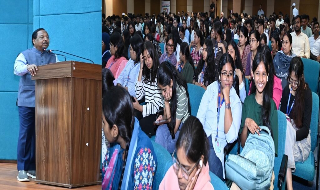 3e706161 85b9 49b0 b64b e96b389e71f2 साइबर अपराधों से बचाव के लिए डिजिटल युग में जागरूकता और सतर्कता अत्यंत आवश्यक- मंत्री रामविचार नेताम