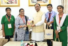 IMG 20260901 WA0324 राष्ट्रपति से भेंट कर लौटे प्रतिभावान विद्यार्थियों ने मुख्यमंत्री विष्णु देव साय से की सौजन्य मुलाकात