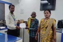 IMG 20260925 WA0062 436 रुपए के सुरक्षा कवच से मिला 2 लाख रूपए का सहारा,कठिन समय में कानतु राम के परिवार का संबल बनी 'बिहान' की पहल