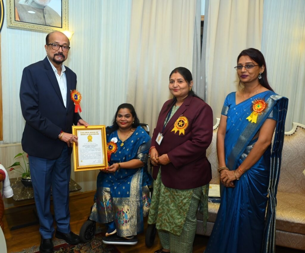 वर्ल्ड ऑडियो बुक टीम छत्तीसगढ़ का नाम गोल्डन बुक ऑफ वर्ल्ड रिकॉर्ड्स में दर्ज 2 d766f69e c7c7 485f 9e2b dd16cf001554 वर्ल्ड ऑडियो बुक टीम छत्तीसगढ़ का नाम गोल्डन बुक ऑफ वर्ल्ड रिकॉर्ड्स में दर्ज