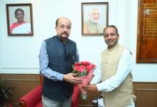 राज्यपाल डेका से छत्तीसगढ़ रेड क्रॉस समिति के अध्यक्ष ने की सौजन्य भेंट 33 10a8730e be21 49d7 8059 f9a451f3b3b8 राज्यपाल डेका से छत्तीसगढ़ रेड क्रॉस समिति के अध्यक्ष ने की सौजन्य भेंट