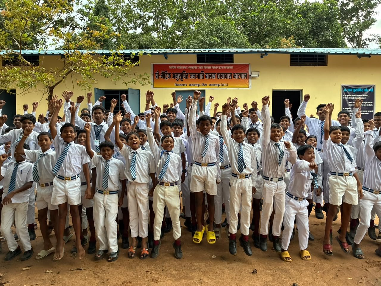 IMG 20261005 WA0011 अबूझमाड़ में बदलाव की नई इबारत: जहां 15 साल रहा सुरक्षा कैंप, अब वहीं संवर रहा आदिवासी बच्चों का भविष्य