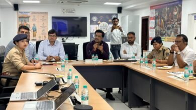 IMG 20261009 WA0393 शहर के समग्र विकास और बेहतर प्रबंधन के दिए निर्देश, प्रमुख सचिव सोनमणि बोरा ने किया आईटीएमएस वार रूम का निरीक्षण