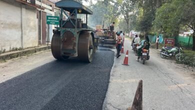 उप मुख्यमंत्री अरुण साव के निर्देश पर एक्शन में पीडब्ल्यूडी, सड़कों की मरम्मत युद्धस्तर पर शुरू 2 IMG 20261010 WA0090 उप मुख्यमंत्री अरुण साव के निर्देश पर एक्शन में पीडब्ल्यूडी, सड़कों की मरम्मत युद्धस्तर पर शुरू