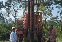 IMG 20261011 WA0030 सेवा संकल्प से संवरती ज़िंदगी: अब नारायणपुर के दूरस्थ अबुझमाड़ (कुतुल) के नयापारा में भी पहुंचेगा शुद्ध पेयजल