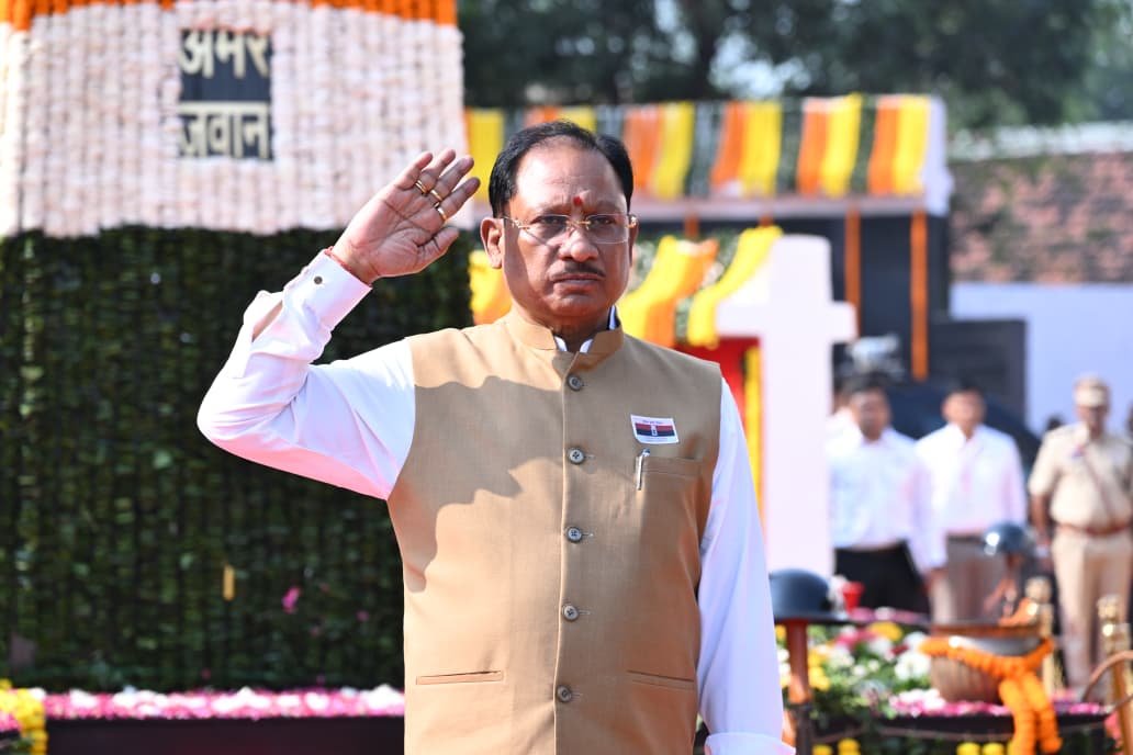 वीर जवानों के अदम्य साहस और सर्वोच्च बलिदान से छत्तीसगढ़ में शांति और सुरक्षा का नया अध्याय : मुख्यमंत्री विष्णु देव साय 1 IMG 20261021 WA0046 वीर जवानों के अदम्य साहस और सर्वोच्च बलिदान से छत्तीसगढ़ में शांति और सुरक्षा का नया अध्याय : मुख्यमंत्री विष्णु देव साय