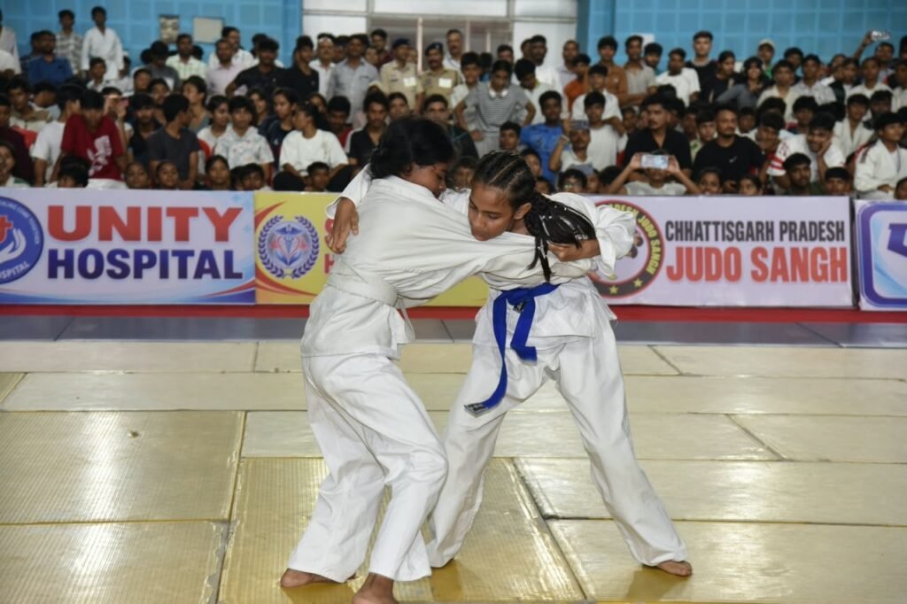 a49cdb30 c2a8 45e1 b87b 014f399a027b राज्यपाल ने किया 26वीं राज्य स्तरीय सब-जूनियर एवं कैडेट जूडो चौम्पियनशिप का शुभारंभ
